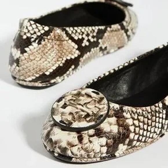 Tory Burch Minnie Flats Size 8 Roccia Snake Emboss Leather Logo Travel Ballet - Picture 1 of 14